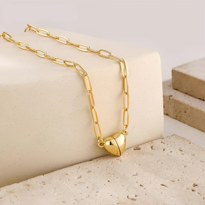 Collar de Corazón Magnético